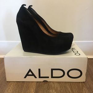 Black Aldo Wedge